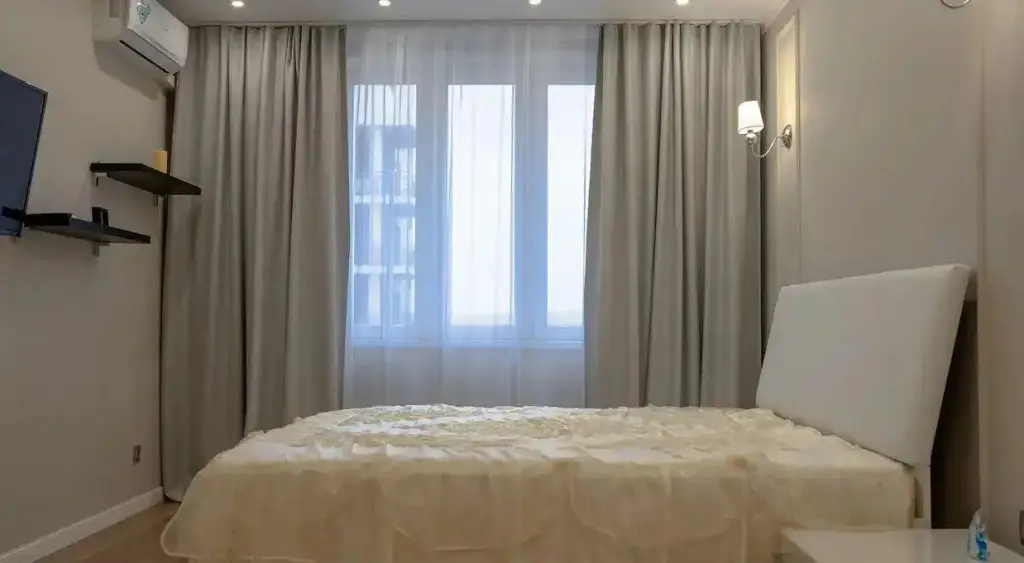 Красноярск: ABC Apartmens (ЭйБиСи Апартментс) на улице Октябрьская