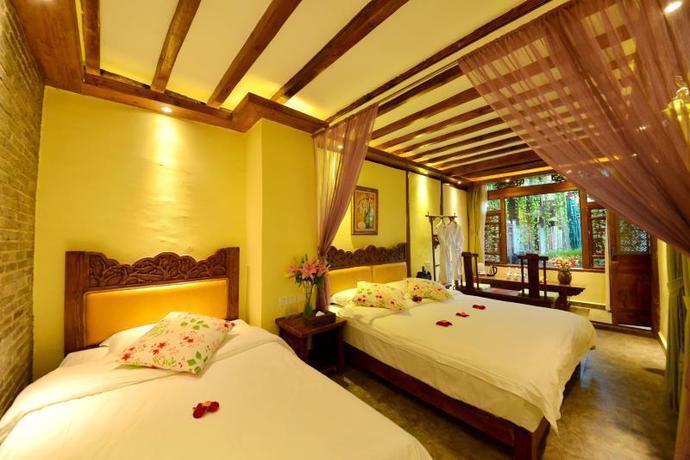 Лицзян: Lijiang Xinyuan Fudi Inn