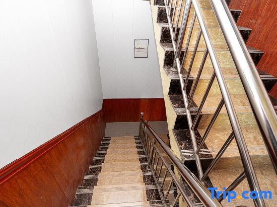 Наньчан: Ruifeng Business Hotel