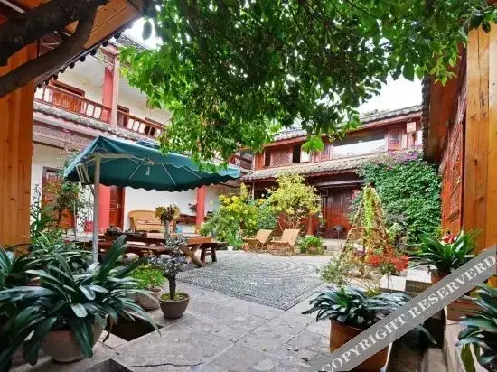 Another Side Clouds Inn Lijiang — фото 1