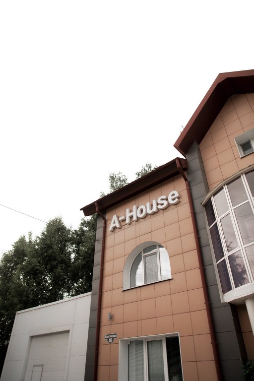 Красноярск: Отель A-House