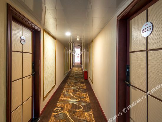 Шэньчжэнь: The Best Hotel