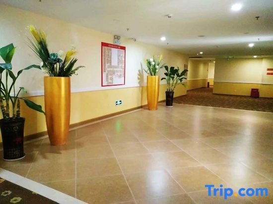 Байсе: Home Inn Baise Chengdong Road Wenshanghuafu