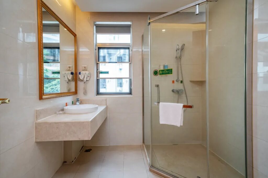 Шэньчжэнь: Vienna Hotel Shenzhen Longsheng Subway Station Branch