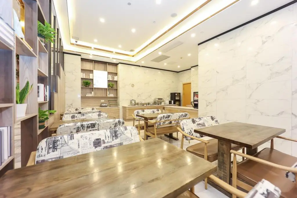 Ханчжоу: Elan Inn Hangzhou West Lake Huanglong Sports Center