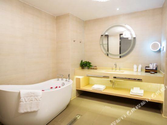 Чэнду: Lavande Hotels (Chengdu Xihe Bolin Square)