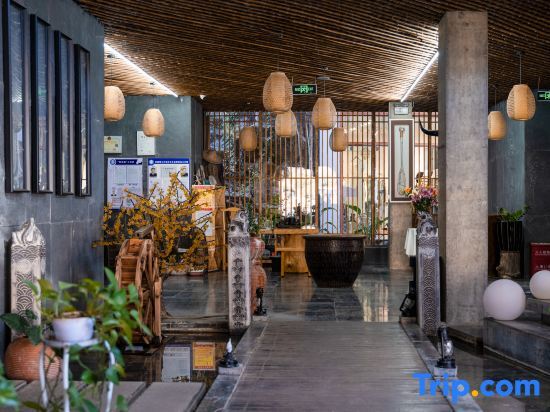 Дали: Dali Longling Seaview Inn (Bohai Shuanglang Branch)