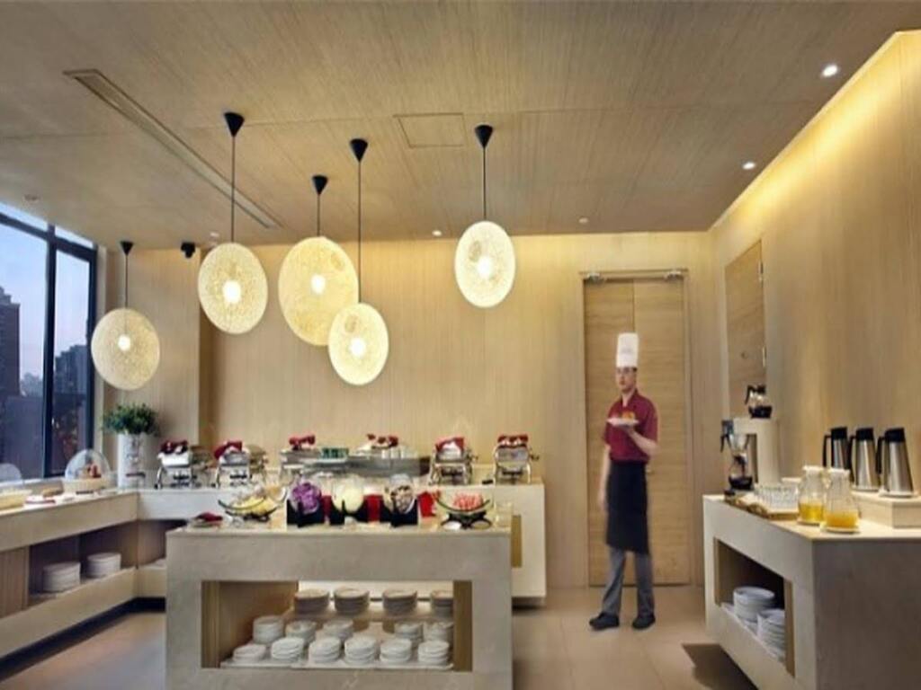 Нанкин: Hanting Hotel Nanjing Longjiang Dinghuaimen Branch
