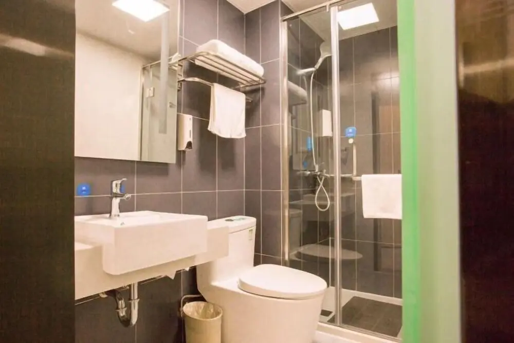 Наньтун: Hanting Hotel Qidong Wenfeng Dashijie