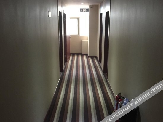 Xindu Express Hotel — фото 1
