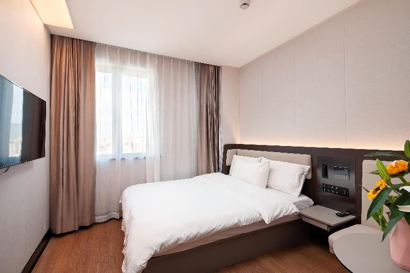 Шанхай: Hanting Hotel (Shanghai Jinqiao,Middle Yanggao Rd)