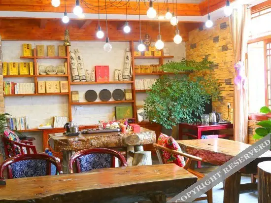 Чжанцзяцзе: Qin Inn · Wuling Xunmeng