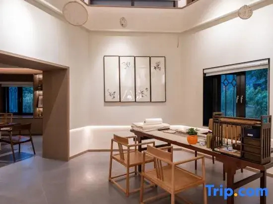 Цзюцзян: Lushan Hotel