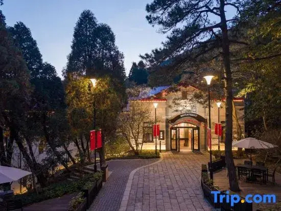 Цзюцзян: Lushan Hotel