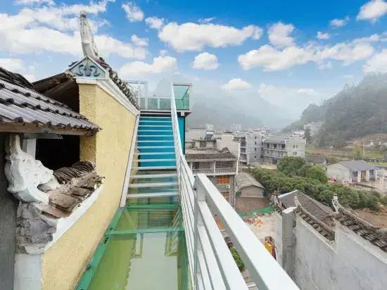 Чжанцзяцзе: Xiangmu Qingyuan Inn