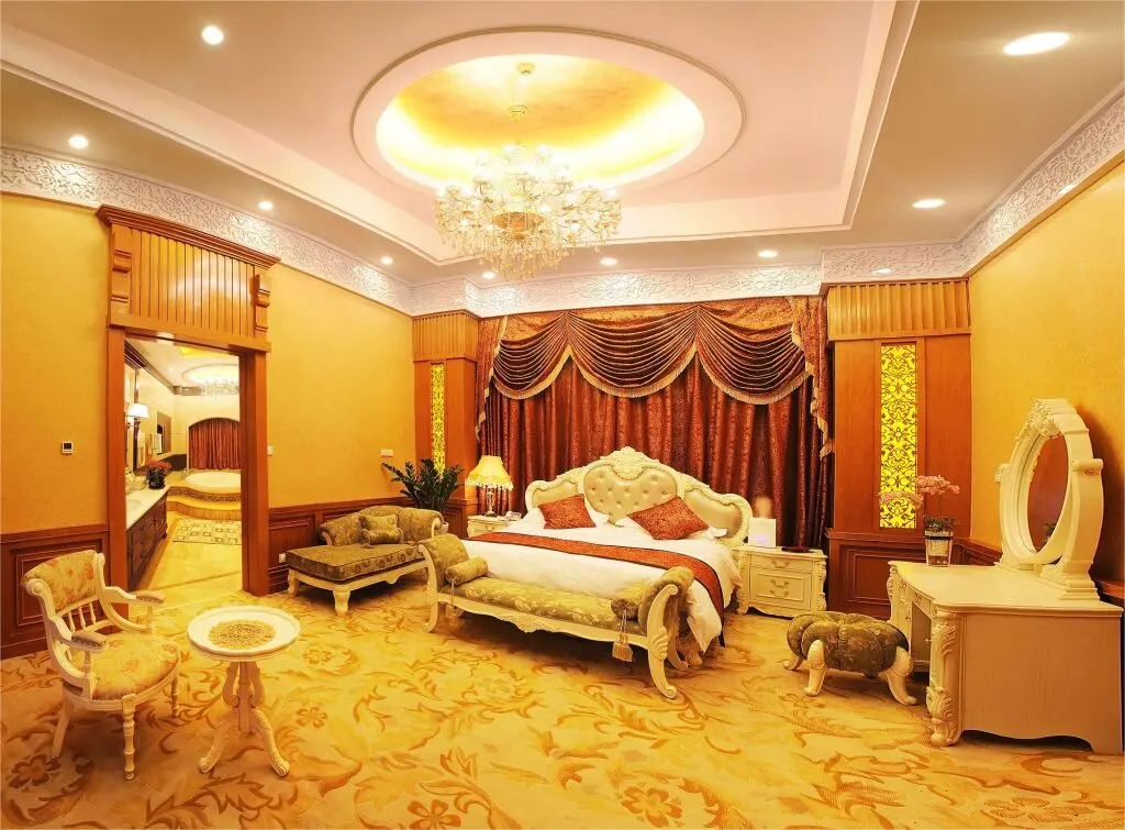 Урумчи: Mingyuan New Times