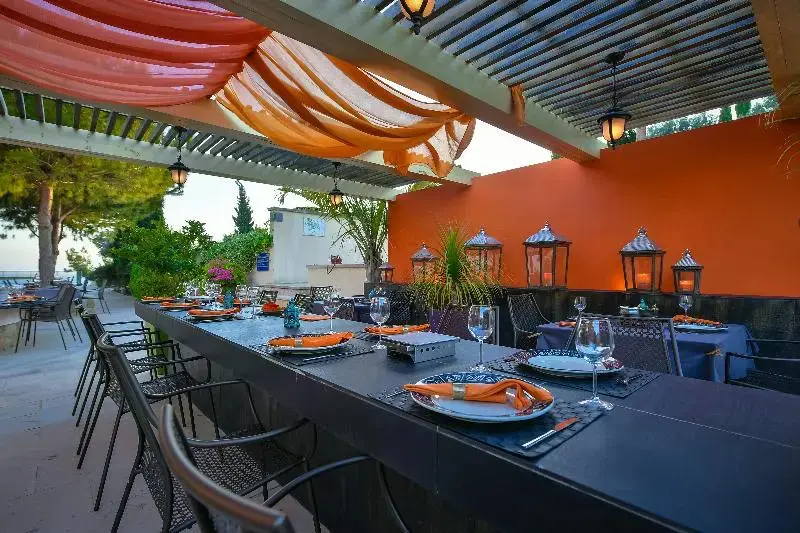 Куклия: Aphrodite Hills Rentals - Premium Serviced Apartments