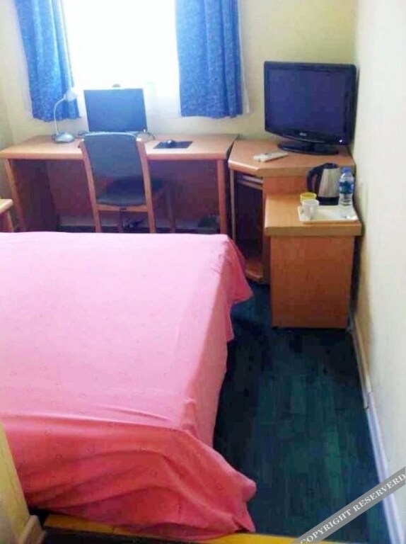 Гуанчжоу: Home Inn (Guangzhou Tianhe Road Sports West Metro Station)
