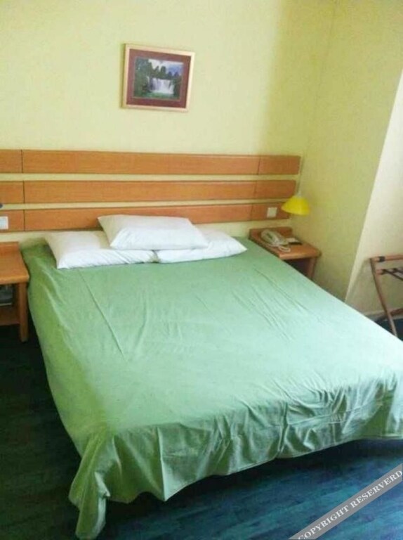 Гуанчжоу: Home Inn (Guangzhou Tianhe Road Sports West Metro Station)