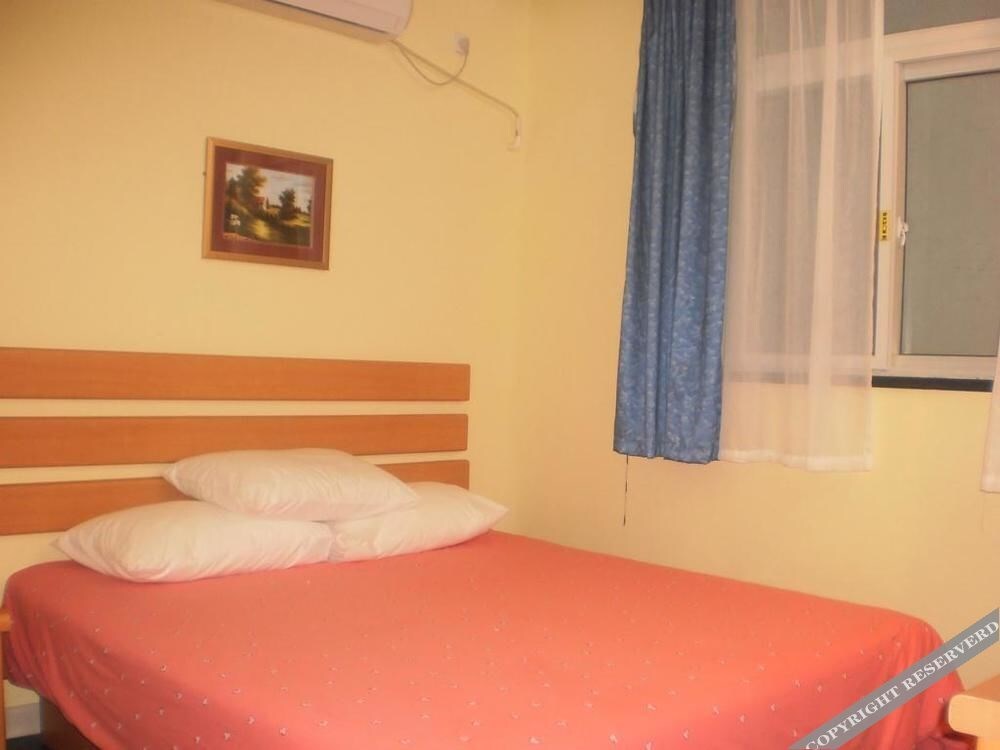 Гуанчжоу: Home Inn (Guangzhou Tianhe Road Sports West Metro Station)