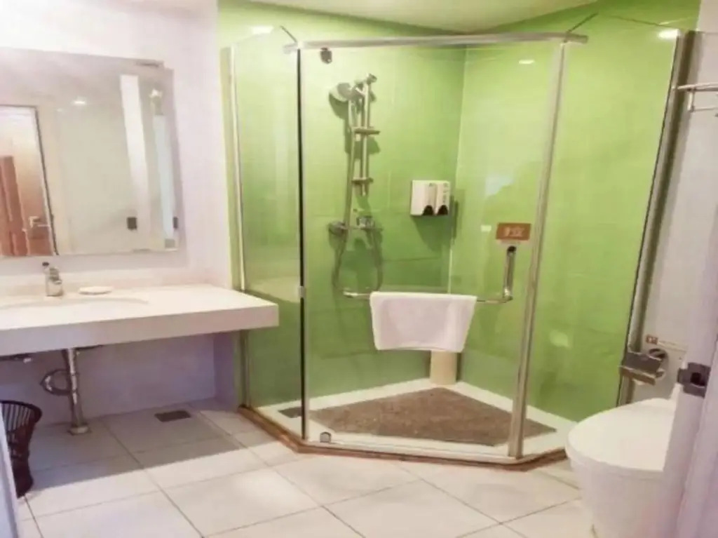 Лиаоченг: Greenhoutai Express Hotel ( Liaocheng Huitong Logistics Park Store )