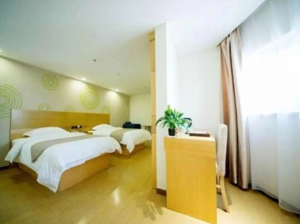Лиаоченг: Greenhoutai Express Hotel ( Liaocheng Huitong Logistics Park Store )