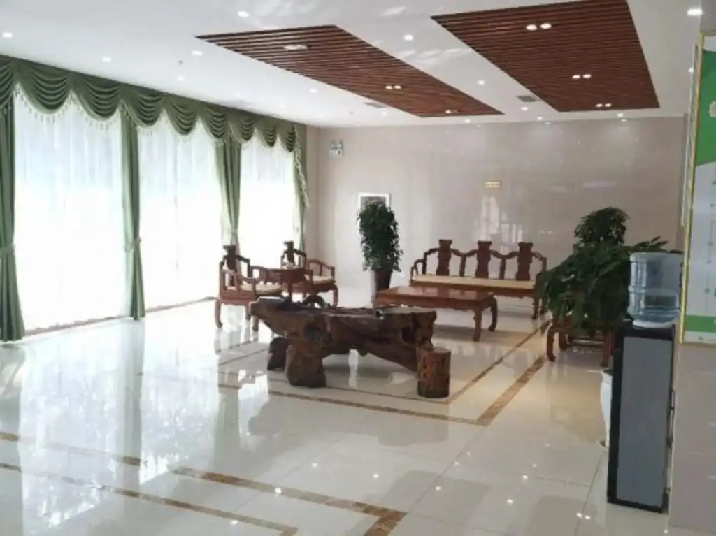 Лиаоченг: Greenhoutai Express Hotel ( Liaocheng Huitong Logistics Park Store )