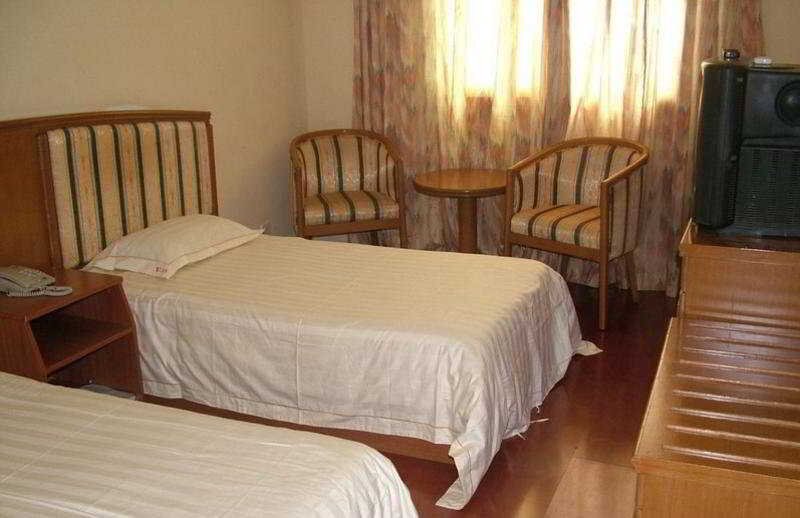 Пекин: Beijing Yilan Hotel