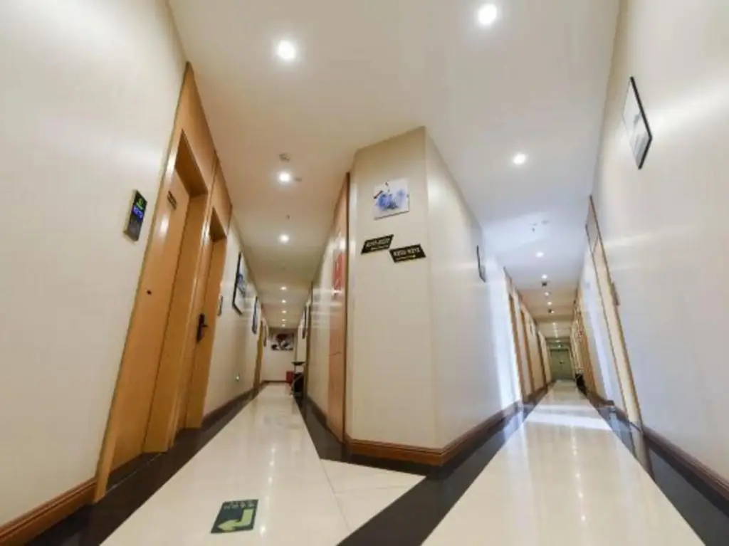 Шанхай: Shanghai lanou Qingju Hotel