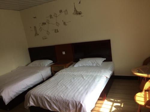 Чжанцзяцзе: Friend Home Inn