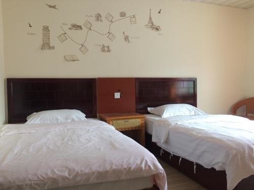 Чжанцзяцзе: Friend Home Inn