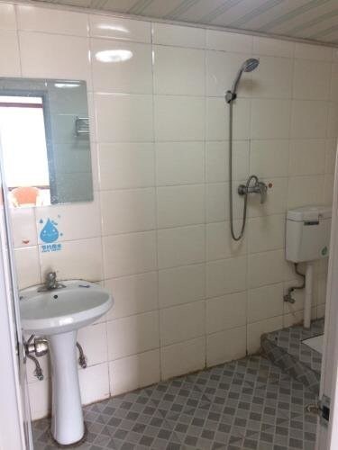 Чжанцзяцзе: Friend Home Inn