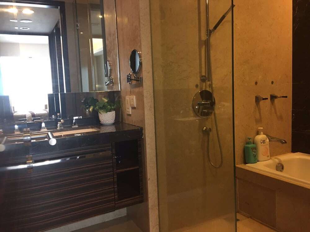 Гуанчжоу: Poly World Trading Center Serviced Apartment
