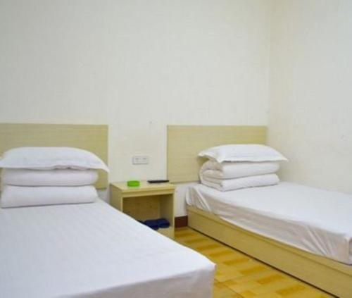 Century Star Guest House — фото 1