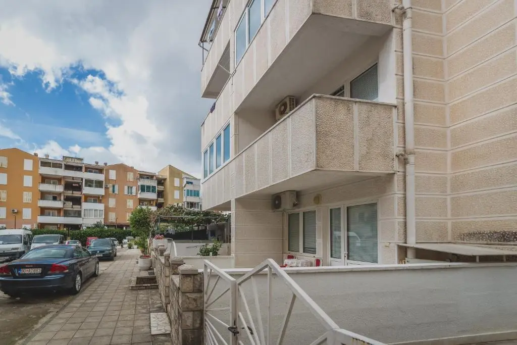 Будва: Apartments Andjela