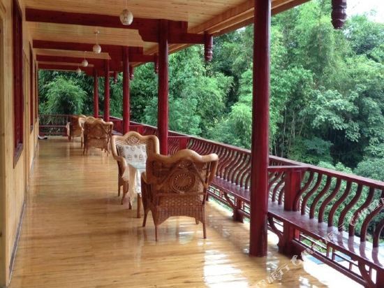 Яань: Shangli Hongta Hotel