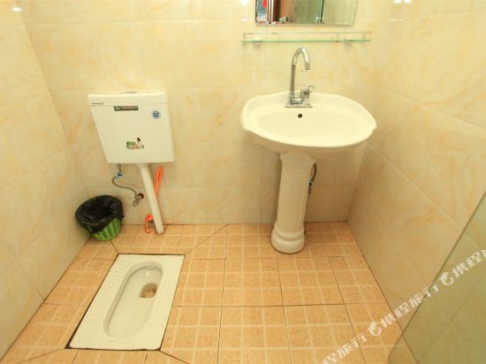 Яань: Shangli Hongta Hotel