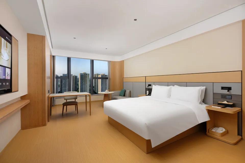 Чунцин: All Seasons Hotel (Chongqing Happy Valley Longhu Lijiatian Street)
