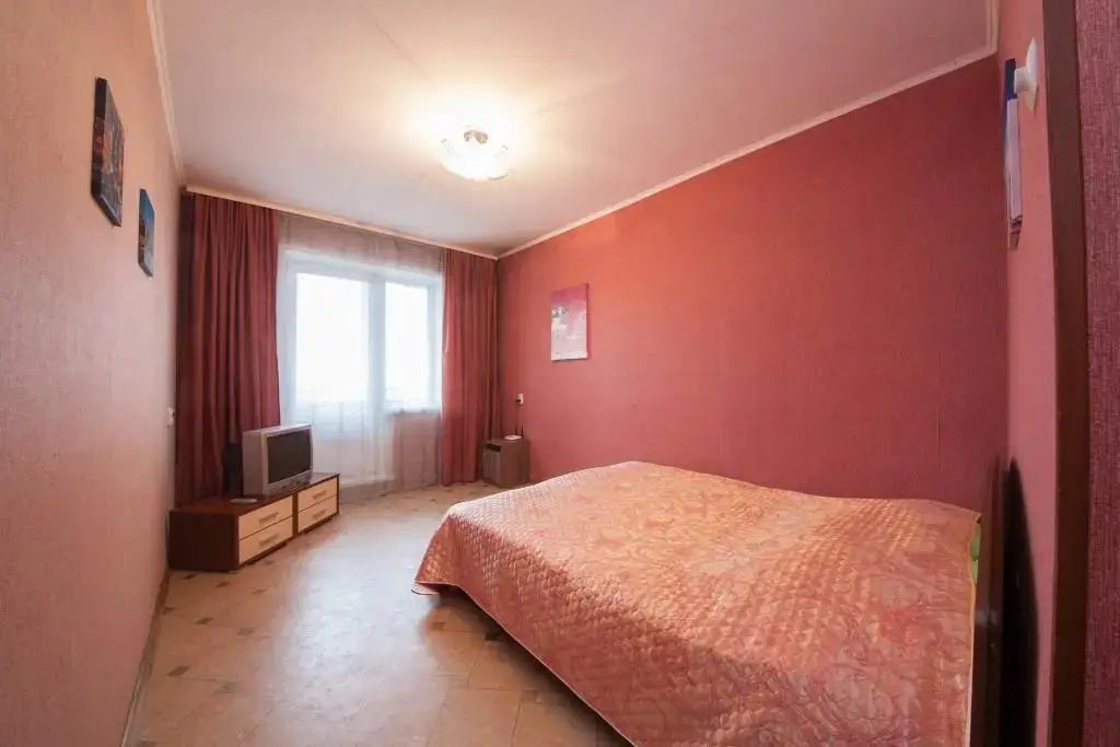 Красноярск: Apartments Kvartirov on str. Alekseeva, bld.109