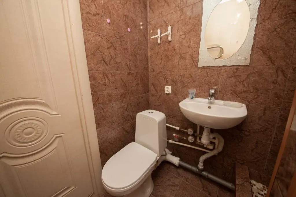Красноярск: Apartments Kvartirov on str. Ady Lebedevoj, 150