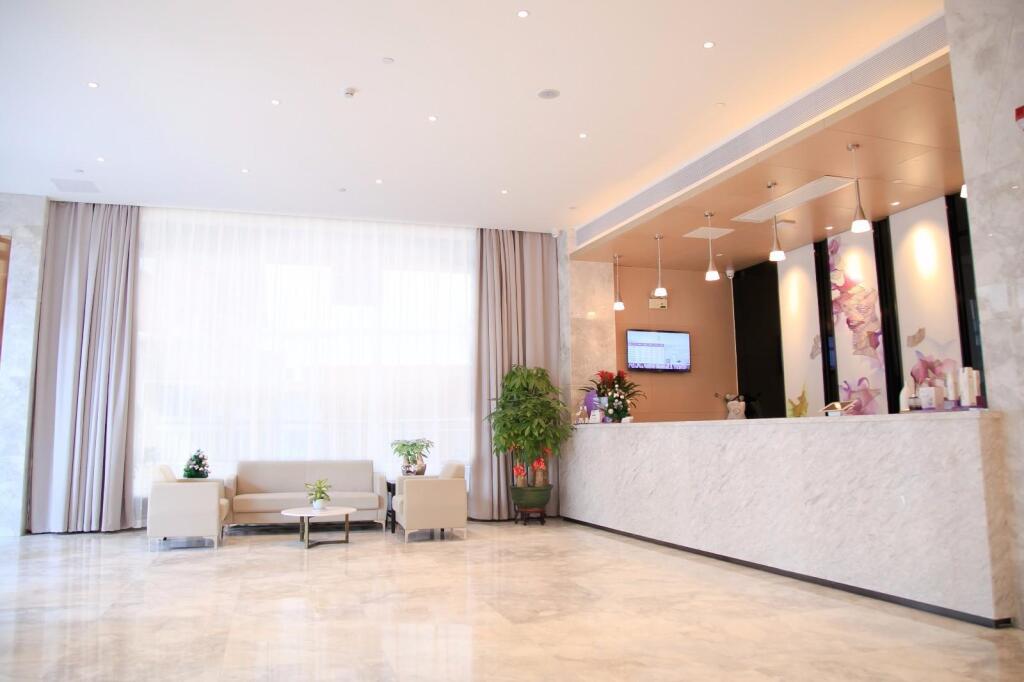 Шэньчжэнь: Lavande Hotels·Shenzhen North Railway Station Longhua Yicheng Center