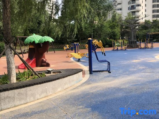 Хулудао: Dongdaihe Jiaying Seaview Holiday Apartment