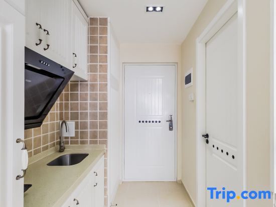 Хулудао: Dongdaihe Jiaying Seaview Holiday Apartment