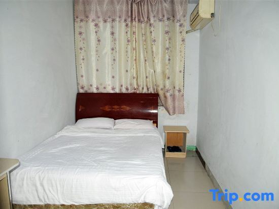 Цзыбо: Yiyuan Jiexin Hotel