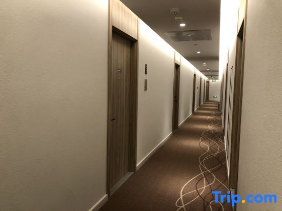 Пекин: Hanting Hotel (Beijing Shangdi central store)