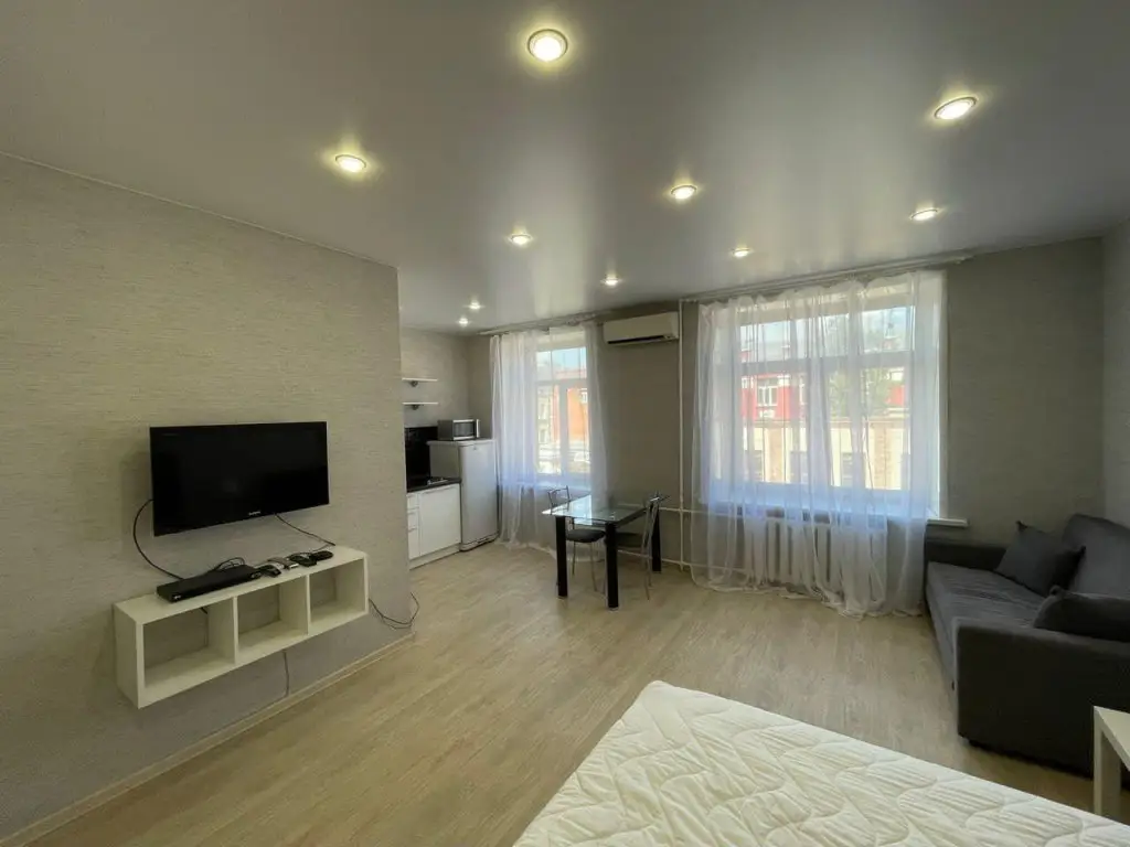 Красноярск: ABC Apartmens (ЭйБиСи Апартментс) на проспекте Мира 89