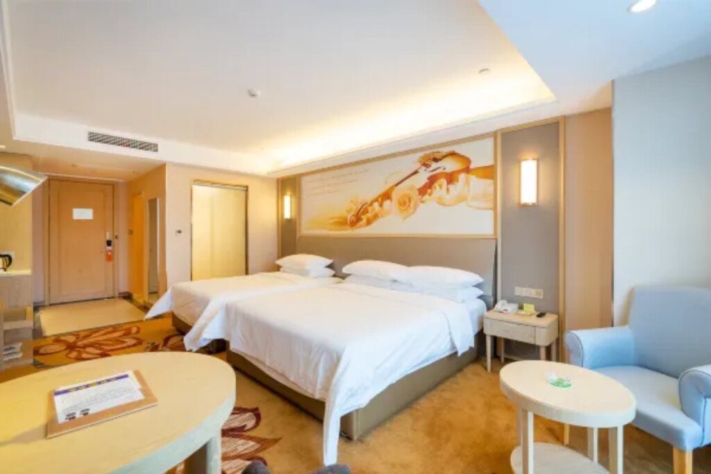 Цзясинь: Vienna International Hotel (Jiaxing Longding Wanda Plaza)