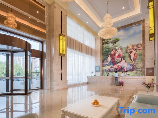 Цзясинь: Vienna International Hotel (Jiaxing Longding Wanda Plaza)