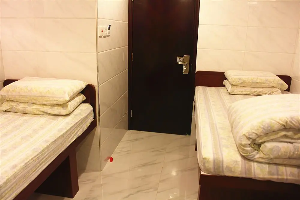 Гонконг: United Co-operate Hotel