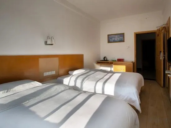 Чжанцзяцзе: Zhangjiajie Yijia Apartment